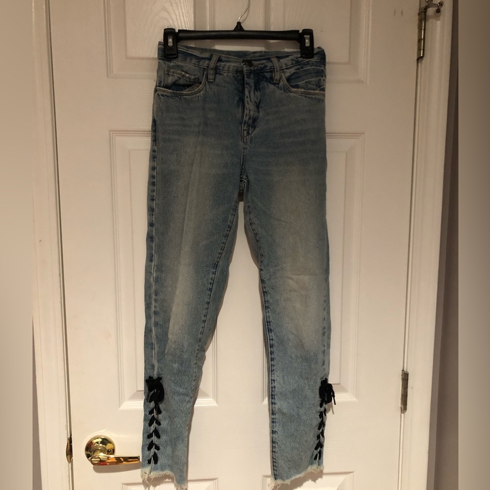 BLANK NYC High rise jeans. Size 26 (2).